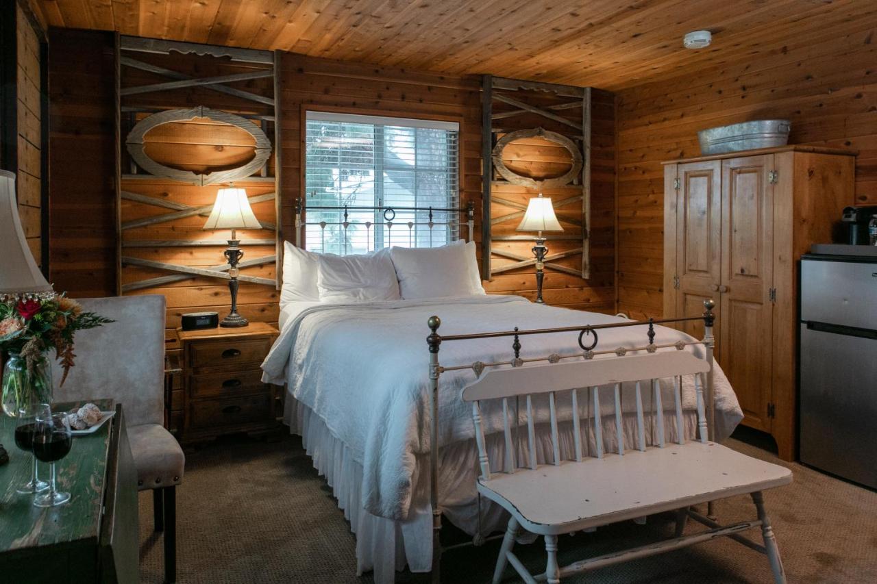 J Patrick Inn Кэмбриа Экстерьер фото